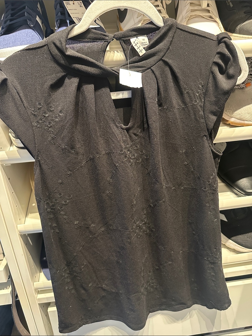 LADIES BLACK TOP